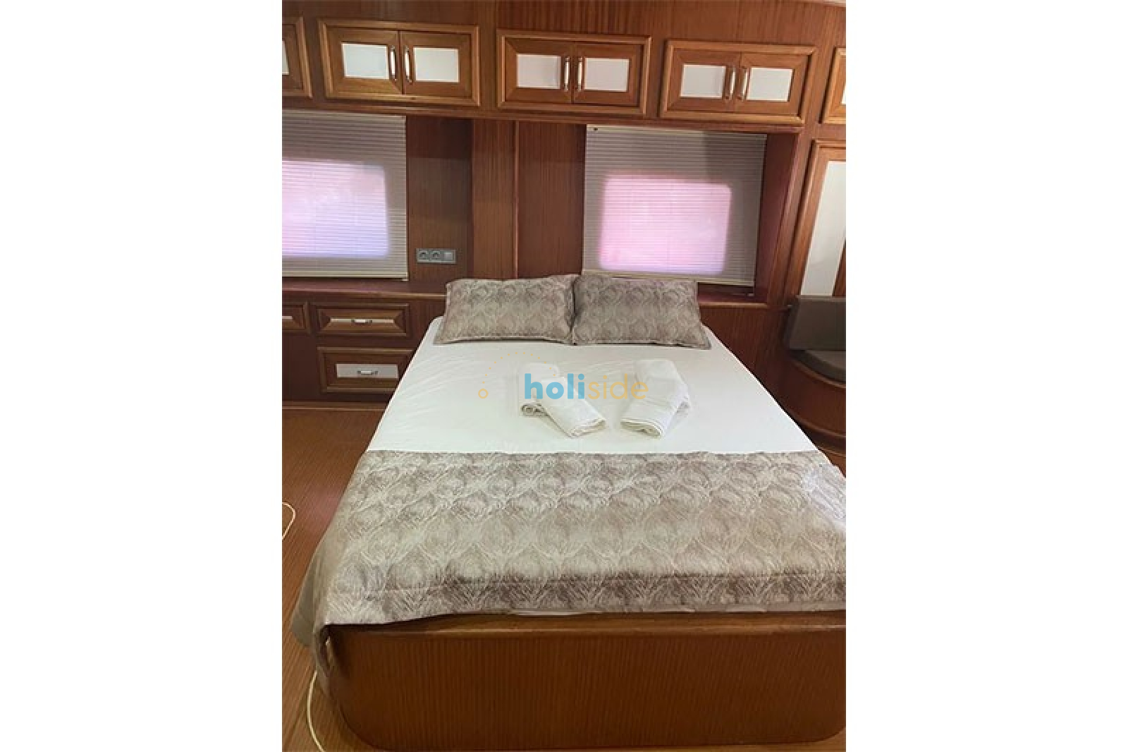 Arın Deniz Gulet