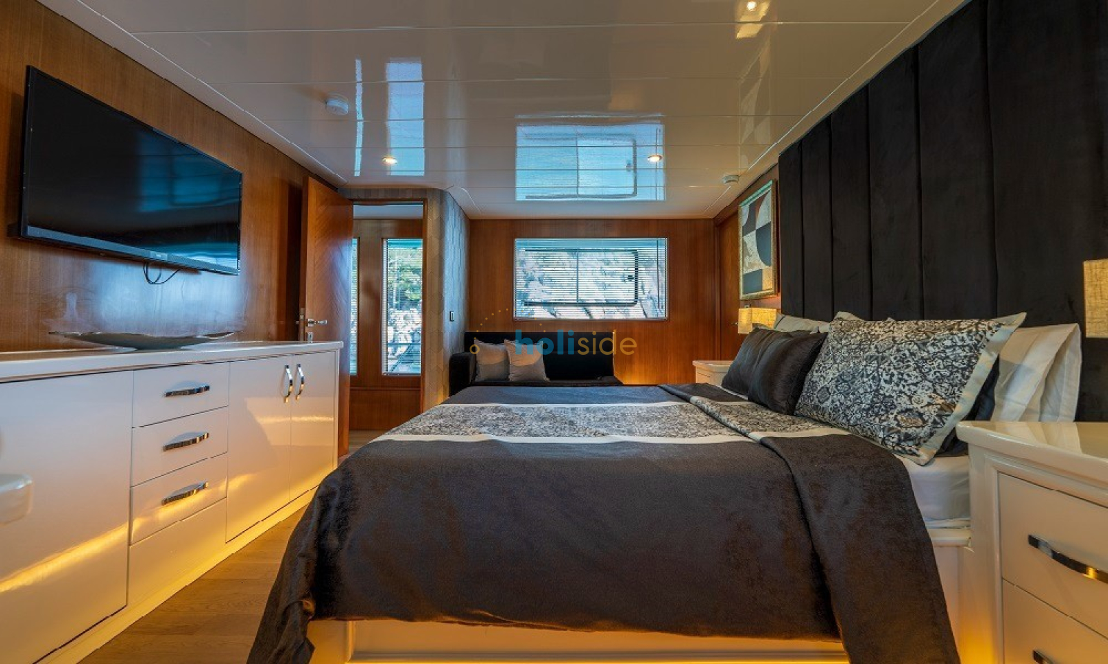 Simay S Trawler