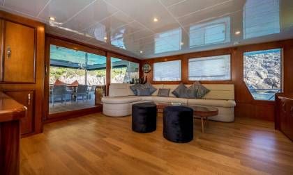 Simay S Trawler