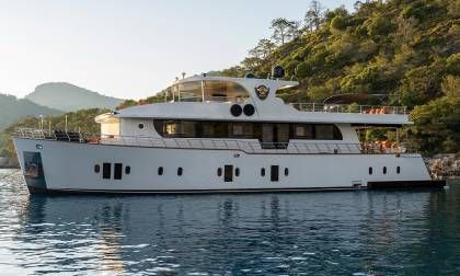 Simay S Trawler